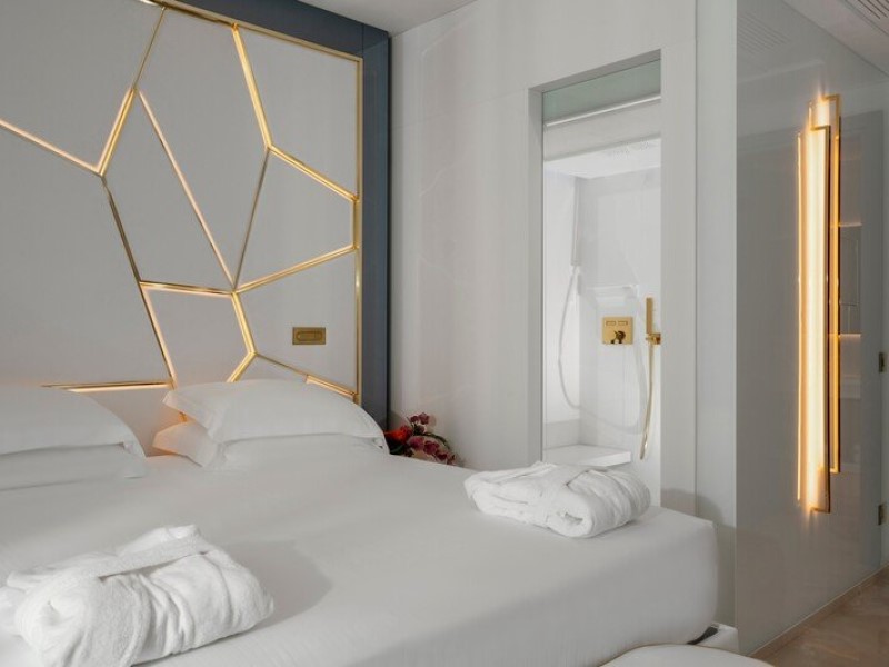lofsuitehammamgold204002